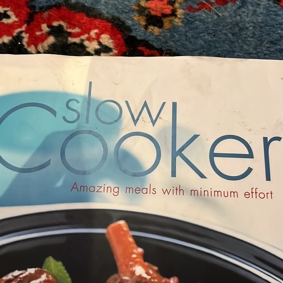 Slow Cooker Cookbook - Picture 2 of 4